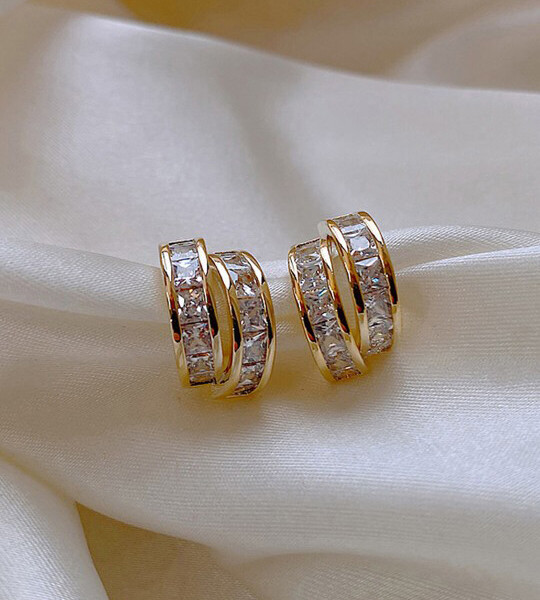 Galaxy Gold-plated Contemporary Studs Earrings