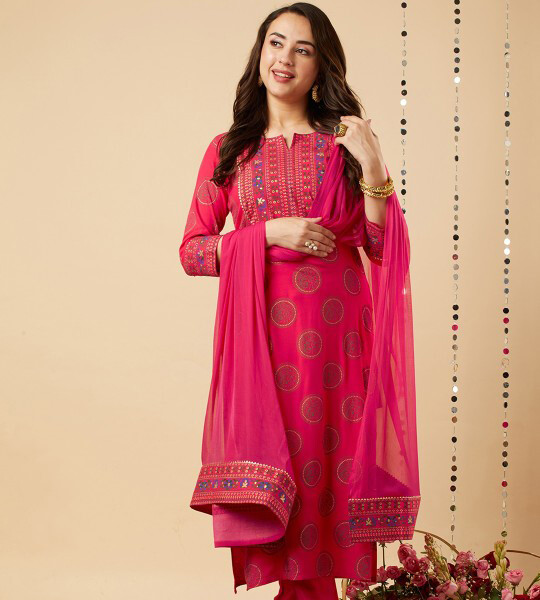 Ethnic Motifs Yoke Design Gotta Patti Kurta With Trousers & Dupatta