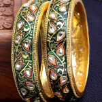 Karatcart Set Of 2 Gold-plated Kundan-studded Antique Bangles