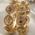 Karatcart Set Of 2 Gold-plated Kundan-studded Bangles