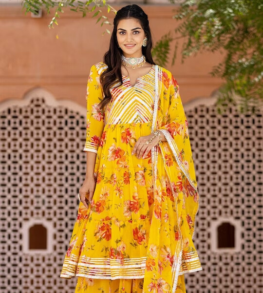 Floral Printed Regular Kurta With Sharara & With Dupatta