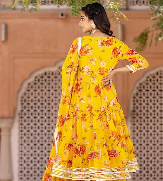 Floral Printed Regular Kurta With Sharara & With Dupatta