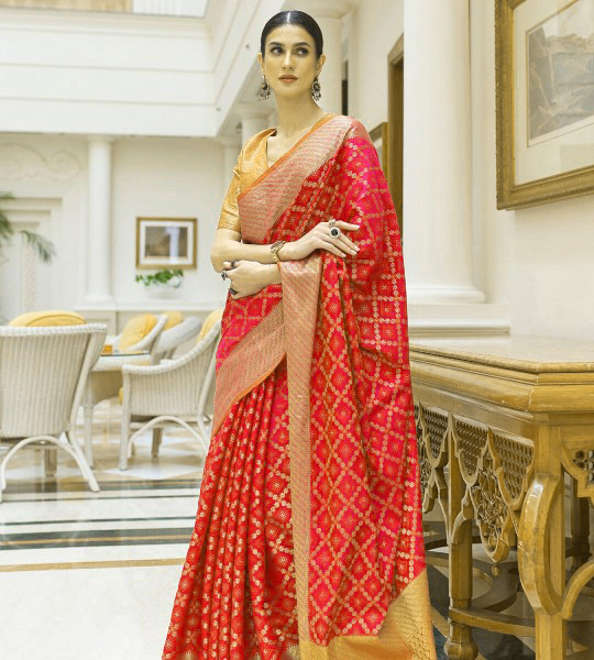 Pink & Gold-Toned Woven Design Zari Silk Blend Patola Saree